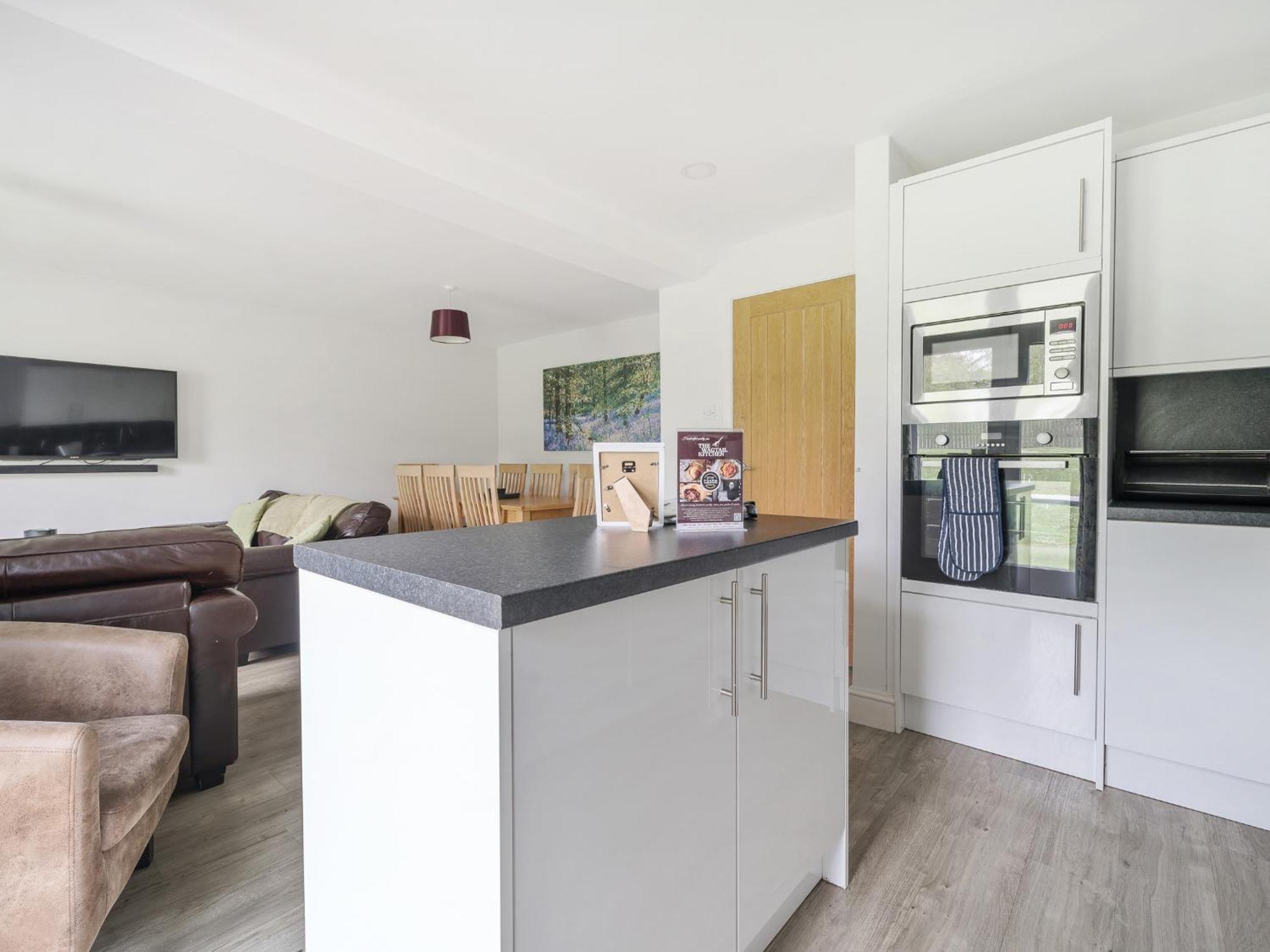 Yew - Woodland Cottages Bowness-on-Windermere Eksteriør bilde