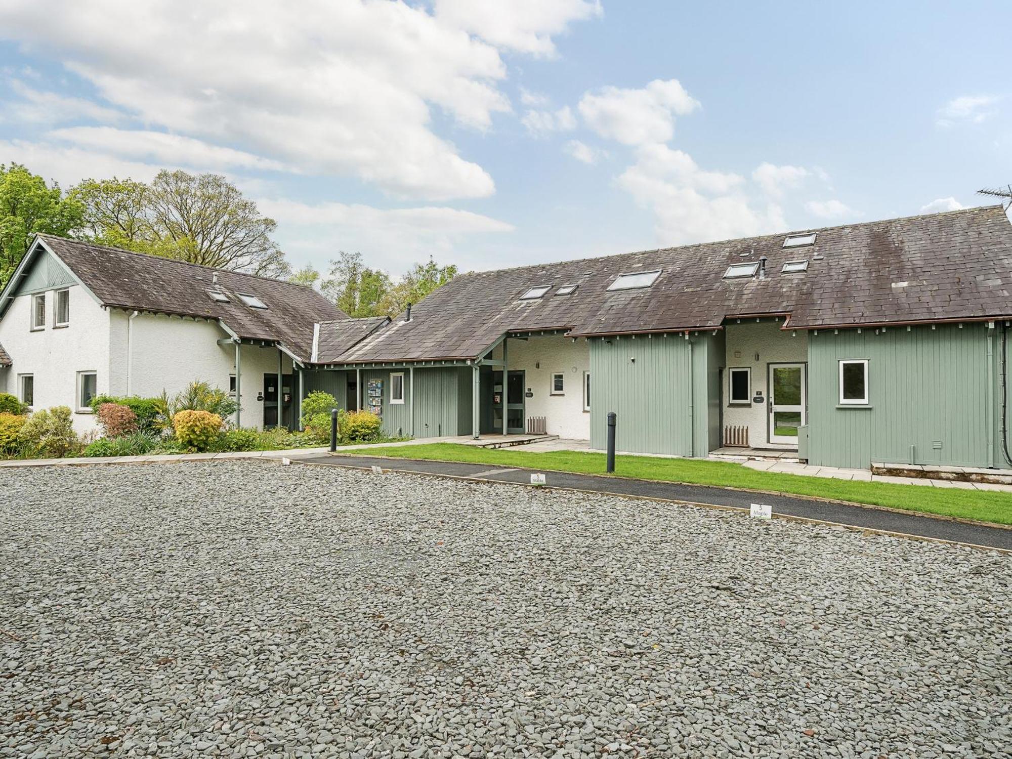 Yew - Woodland Cottages Bowness-on-Windermere Eksteriør bilde